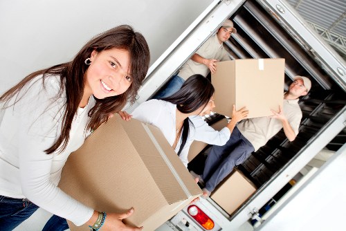 Small business delivery and transport service in Southfields